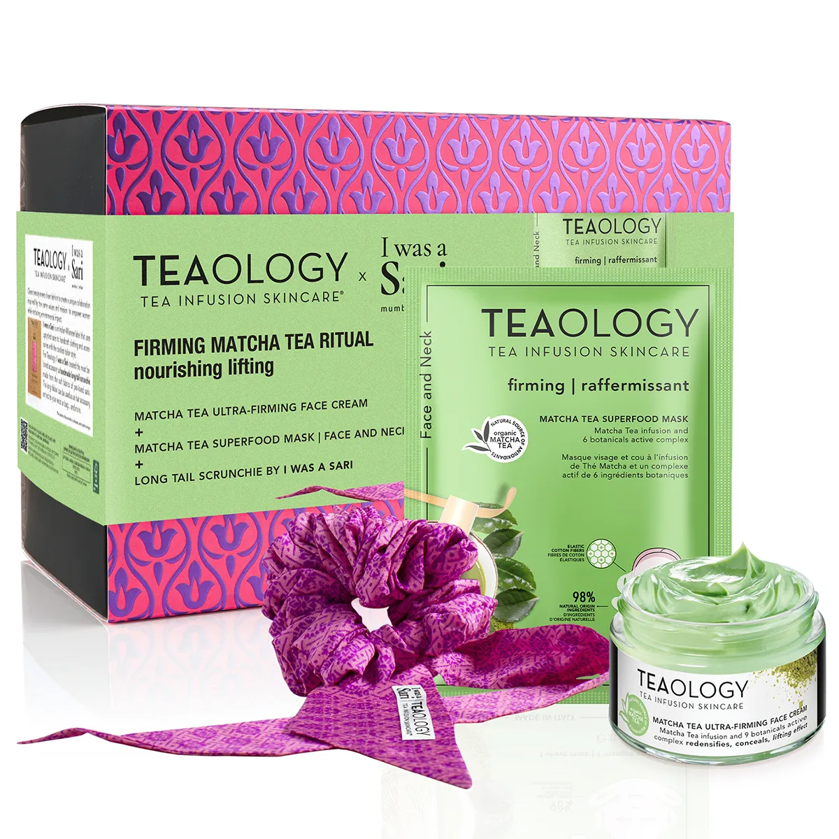 TEAOLOGY Firming Matcha Tea Ritual Set mit Gesichtscreme, Superfood-Maske und Haargummi vor weißem Hintergrund.