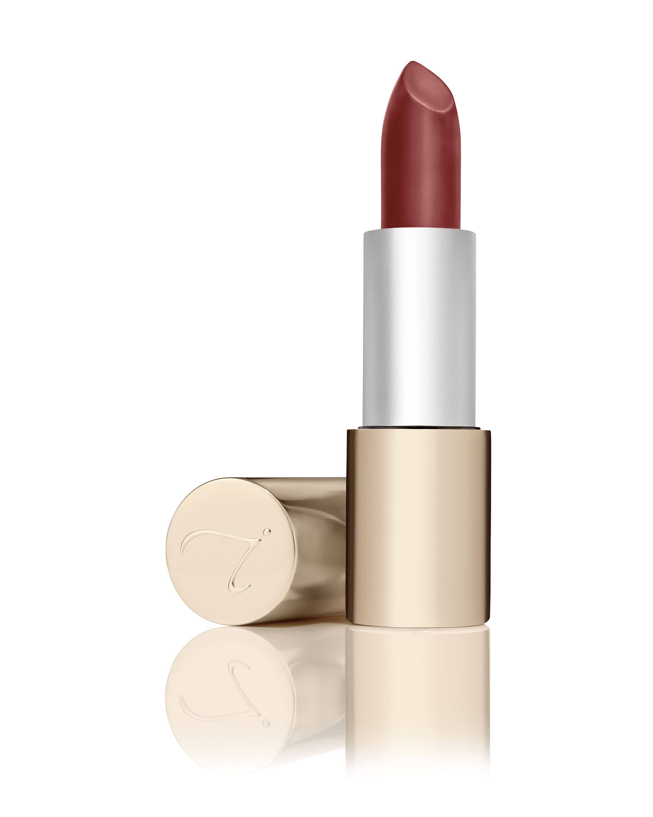 Ein geöffneter Lippenstift in einer goldenen Hülse mit roter Farbe auf weißem Hintergrund.