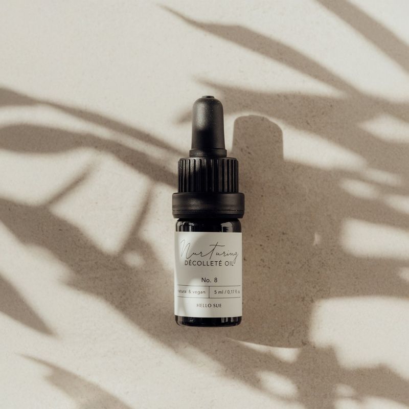 Hello Sue Nr. 8 Nurturing Decollete Oil