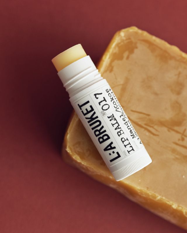 L:A BRUKET No. 017 Lip Balm Almond/Coconut