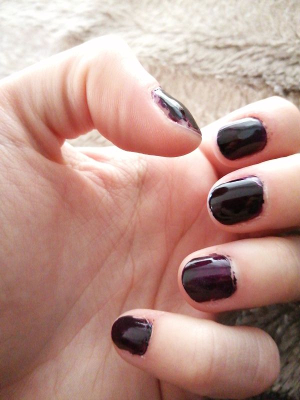 Korres Gel Effect Nail Polish Smokey Plum 76