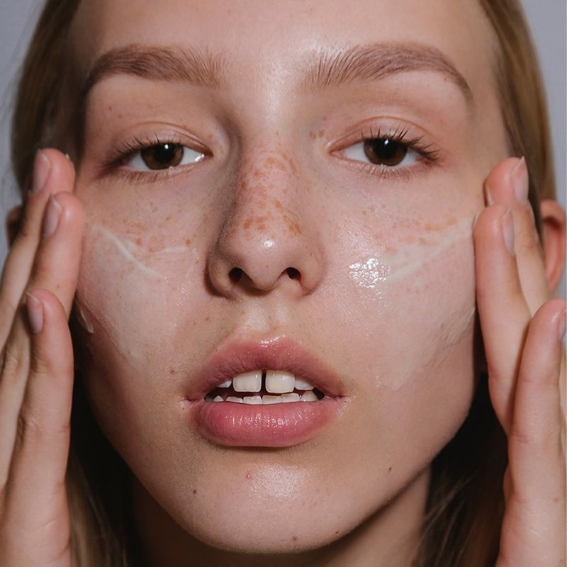 MADARA Organic… MADARA Organic Skincare ACNE Hydra-Derm Balancing Fluid