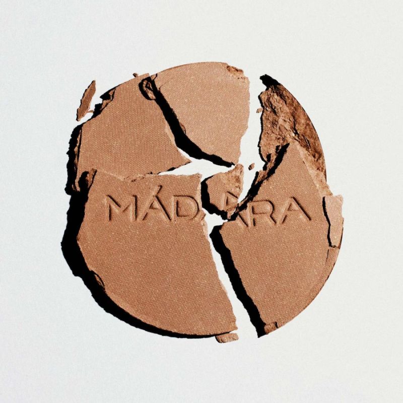 MADARA Organic… MADARA Organic Skincare MIDSUMMER Soft Silk Mineral Bronzer, #1 HEAT