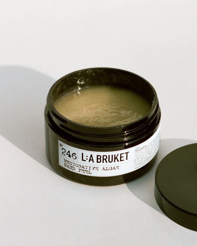 L:A BRUKET No. 246 Restorative Algae Hand Scrub