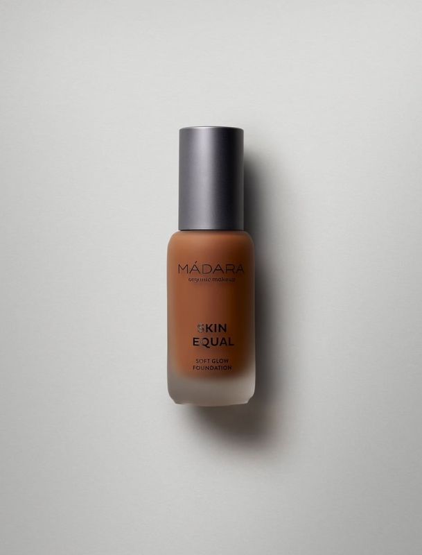 MADARA Organic… MADARA Organic Skincare SKIN EQUAL Foundation, #90 CHESTNUT
