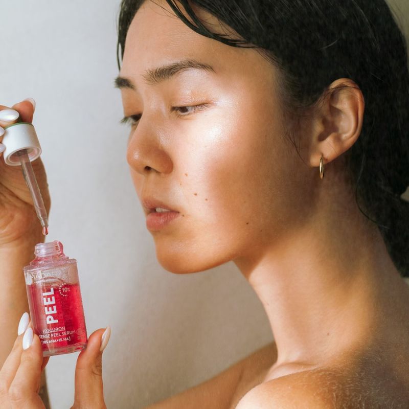 MADARA Organic… MADARA Organic Skincare PEEL Hyaluron Intense Peel Serum