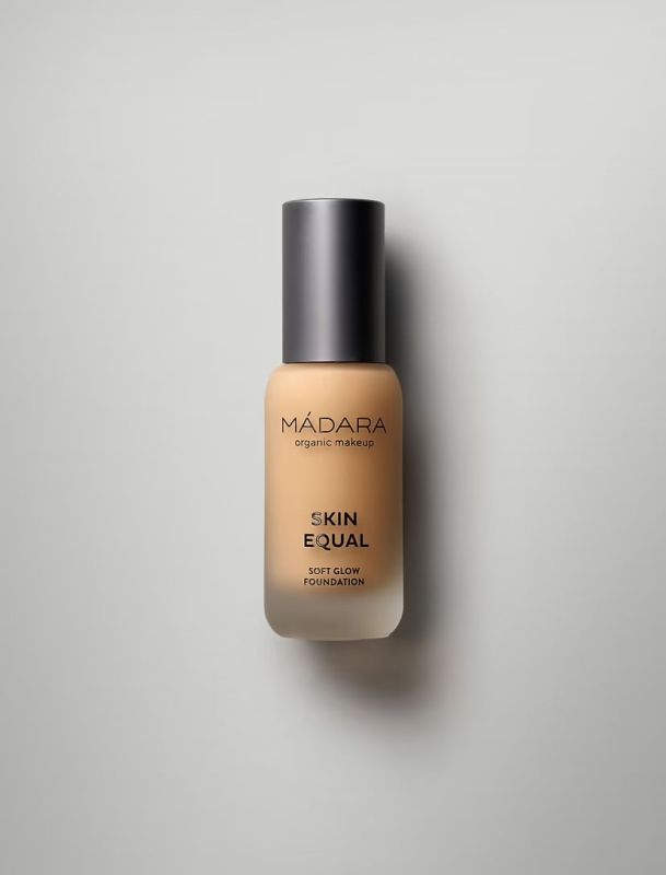 MADARA Organic… MADARA Organic Skincare SKIN EQUAL Foundation, #50 GOLDEN SAND
