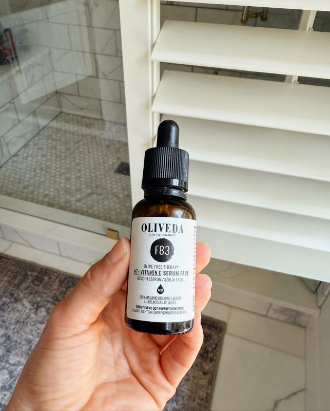 OLIVEDA F83 HT+Vitamin C Face Serum
