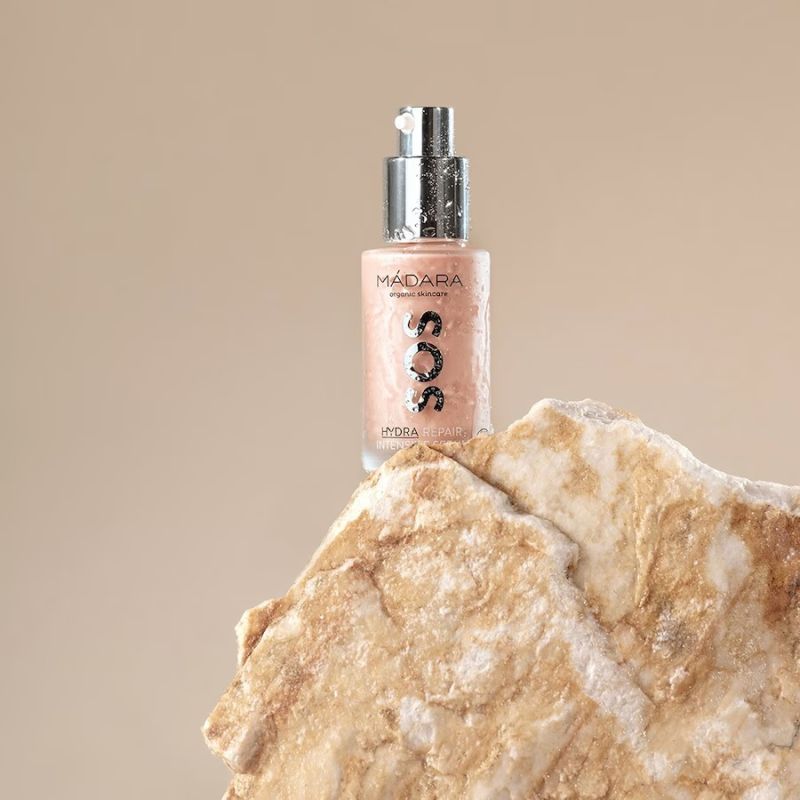 MADARA Organic… MADARA Organic Skincare SOS HYDRA Repair Intensive serum